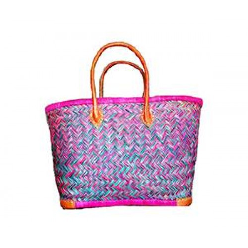 Panier en rabane rose